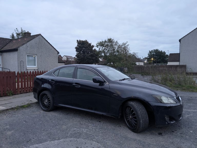 Lexus is 220d/250 breaking for parts