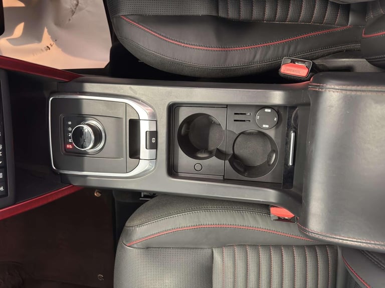  Land Rover Discovery Sport 2.0 TD4 HSE Dynamic Lux Auto 4WD Euro 6 (s/s) 5dr Diesel Automatic