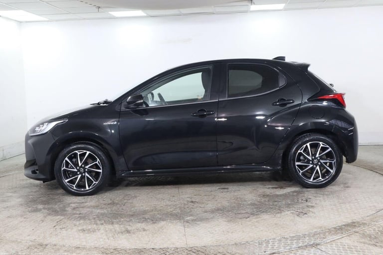 2020 Toyota Yaris 1.5 Hybrid Design 5dr CVT HATCHBACK PETROL/ELECTRIC Automatic