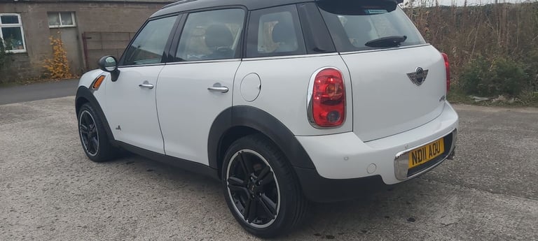 MINI COUNTRYMAN 1.6D ALL4 ONLY 48000 MILES