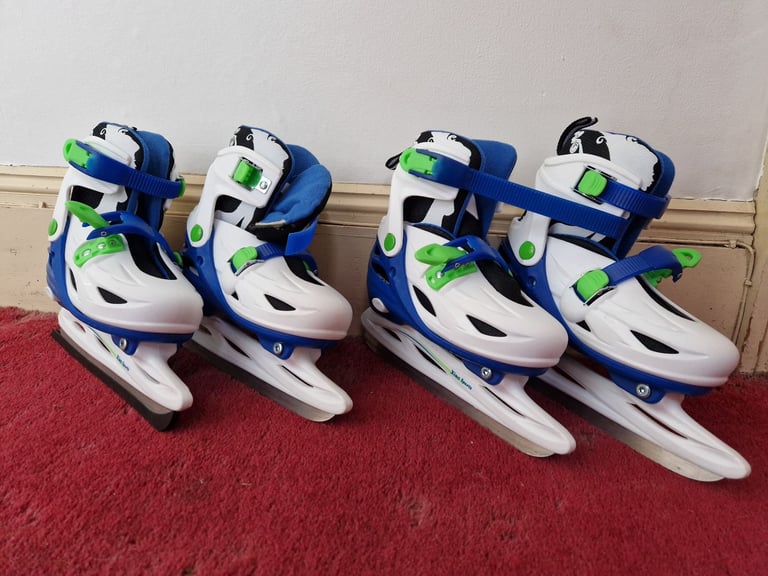 2 x Xino Sports Childrens Ice Skates