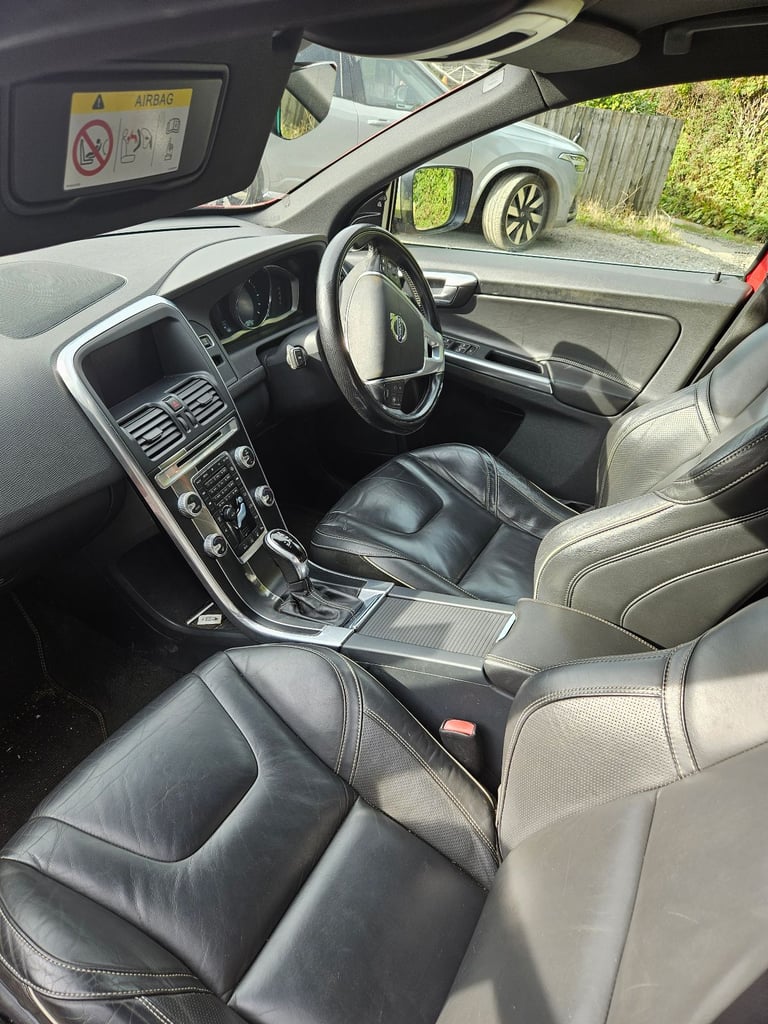 Volvo, XC60, Estate, 2014, Semi-Auto, 1969 (cc), 5 doors