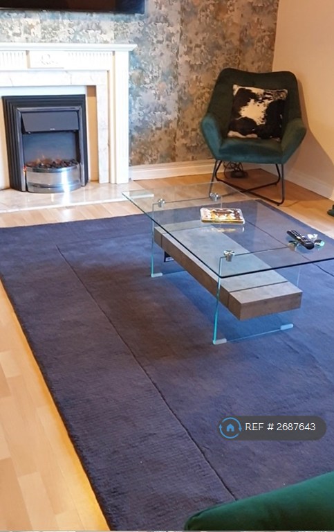 4 bedroom flat in Glasgow, Glasgow, G5 (4 bed) (#2687643)