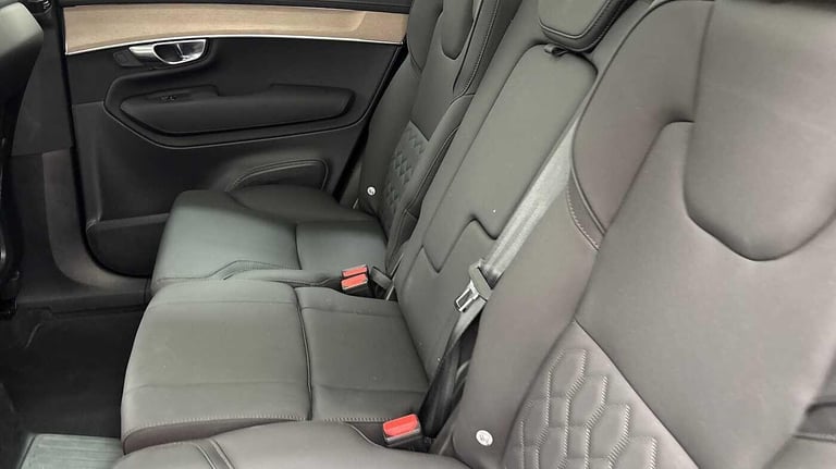 2025 Volvo XC90 Plus, T8 AWD Plug-in hybrid, Electric/Petrol, Dark, 7 Seats ESTATE Petrol/Electri...