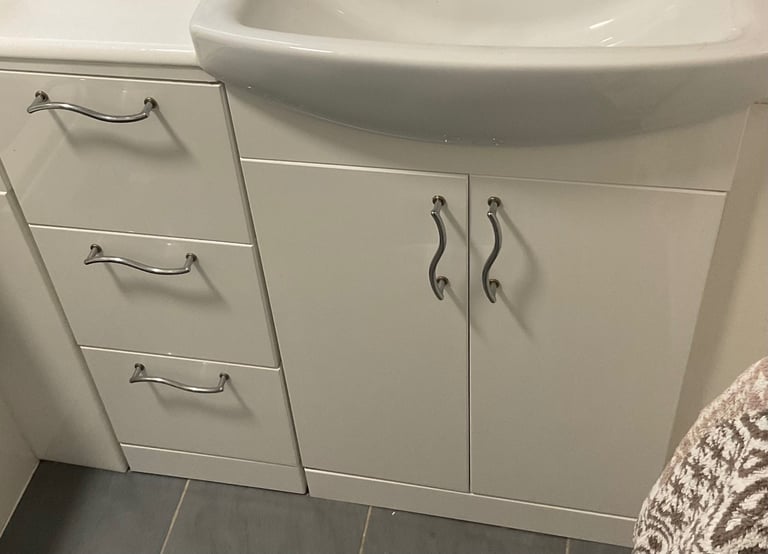 image for Sink base unit, ceramic sink and four drawer unit 