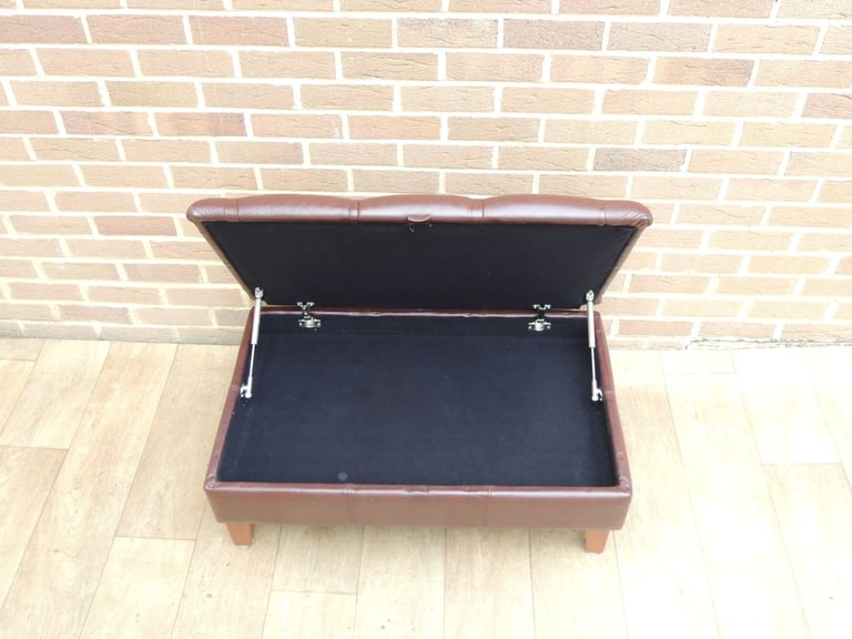 M&S Chesterfield Storage Footstool (UK Delivery)