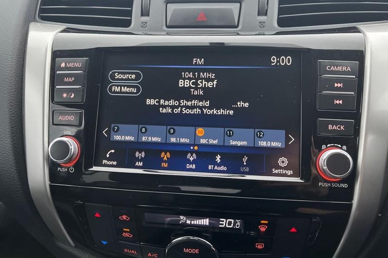 2019 Nissan Navara Double Cab Pick Up N-Guard 2.3dCi 190 TT 4WD Auto PICK UP DIESEL Automatic