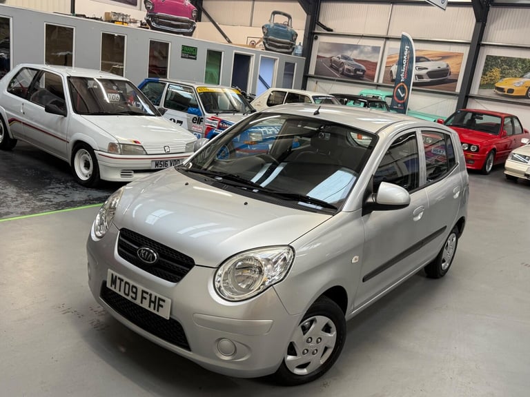  Kia Picanto 1.0 5dr Petrol Manual