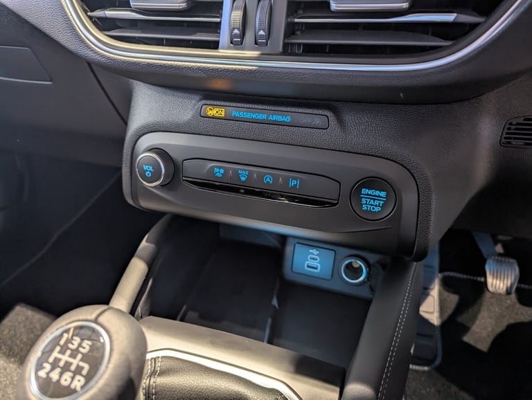 2025 Ford Focus 1.0 EcoBoost Hybrid mHEV Active X Edition 5dr Hatchback Petrol Manual