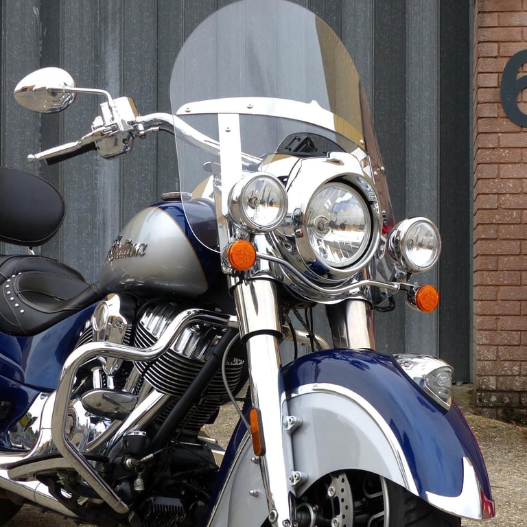Immaculate 2017 Indian Springfield Chief – Fully loaded- One Owner- Full History
