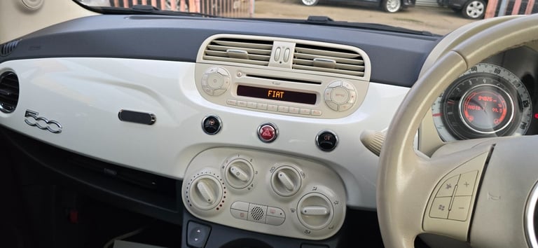 2010 Fiat 500 1.2 Lounge 3dr [Start Stop] HATCHBACK Petrol Manual