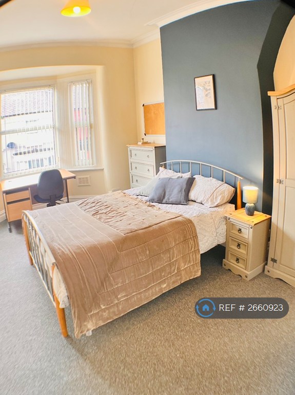 6 bedroom house in Lidderdale Road, Liverpool, L15 (6 bed) (#2660923)