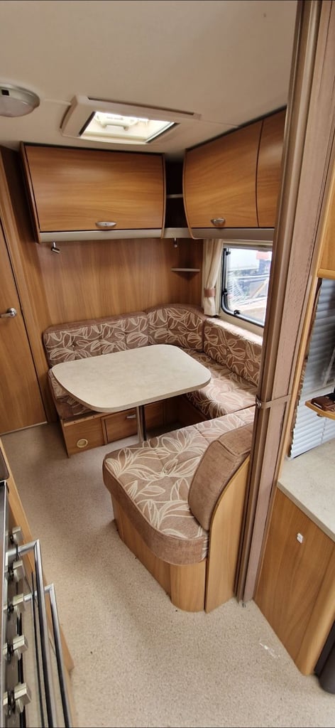 Swift Charisma 545- 2011 - 4 Birth Caravan with Awning and Motor Mover