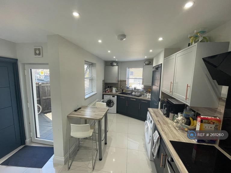 1 bedroom in Rectory Road, Rushden, NN10 (#2611260)