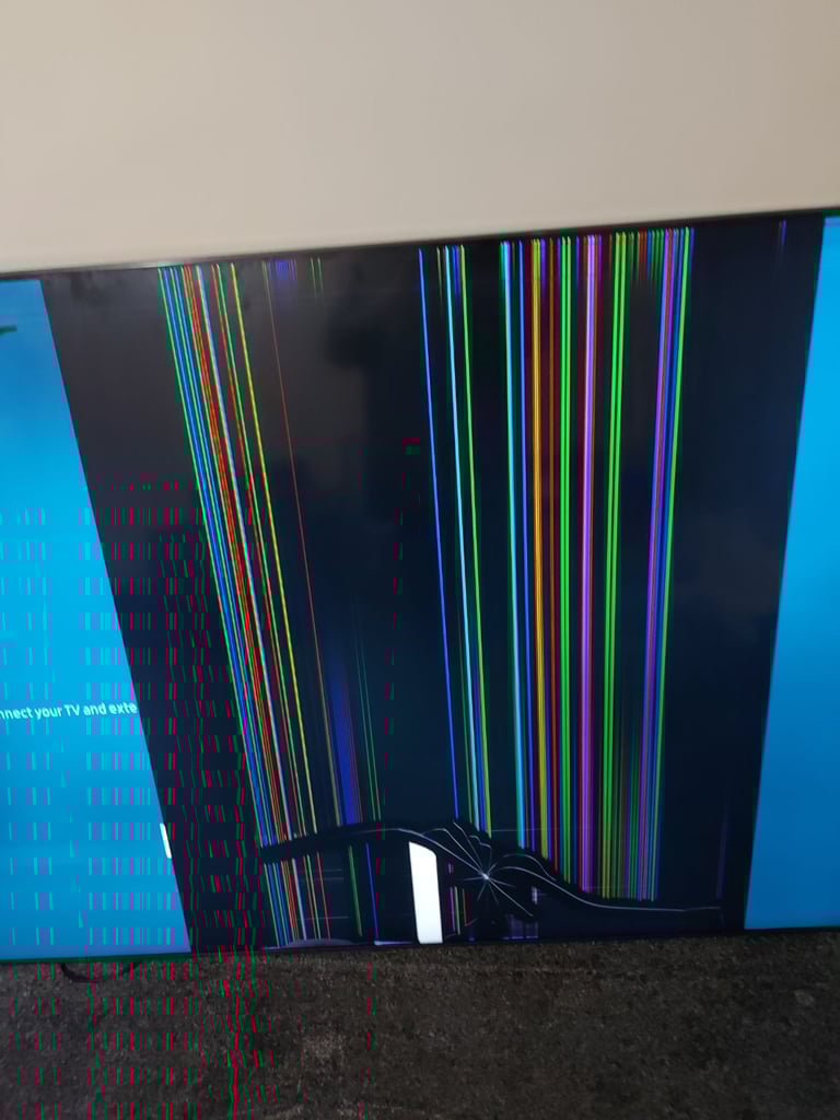 85 QLED TV for spares or repairs