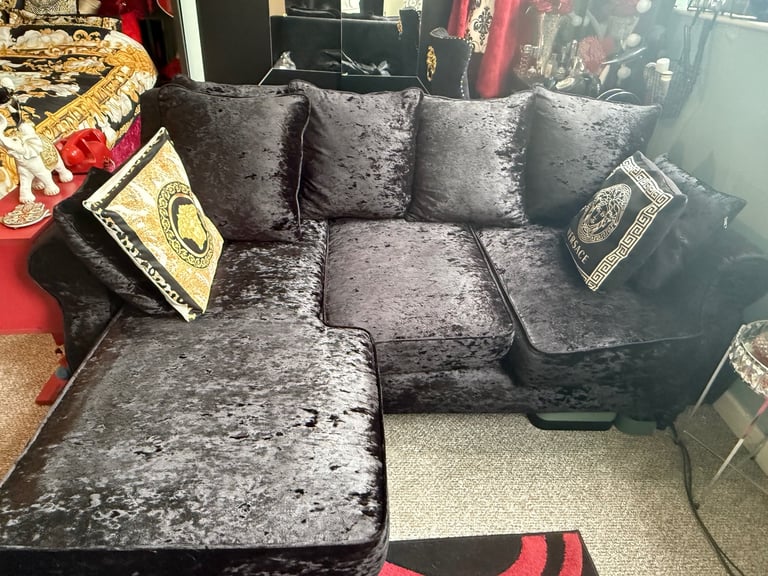 Black velvet corner sofa £150 ONO