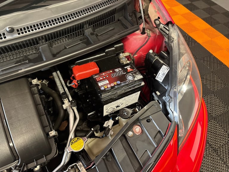 2014 Toyota AYGO 1.0 VVT-i Move with Style 5dr HATCHBACK Petrol Manual
