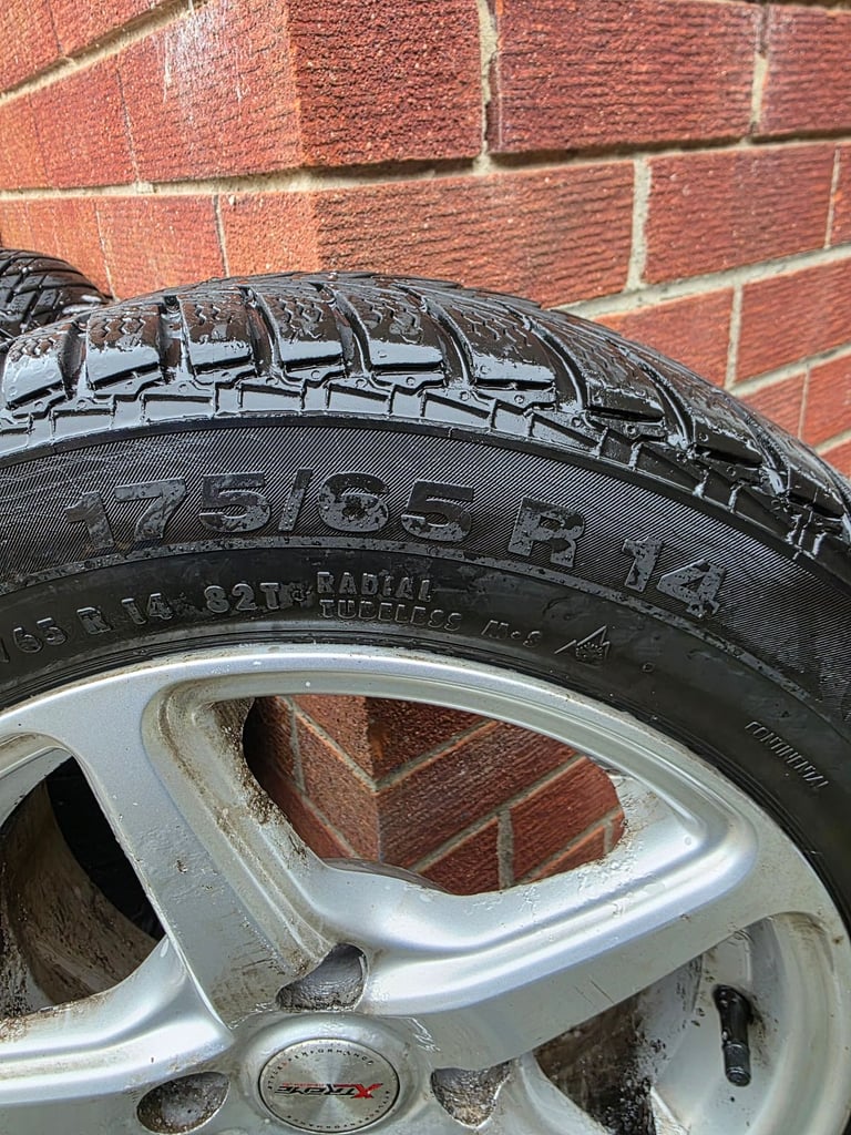 Winter car tyres
