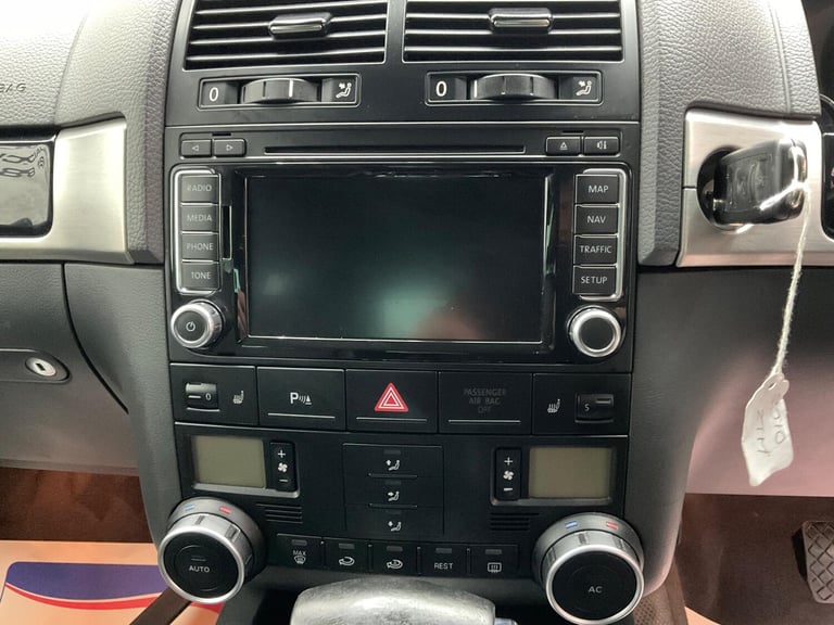 2010 Volkswagen Touareg 3.0 TDI V6 DPF Altitude 5dr ESTATE Diesel Automatic