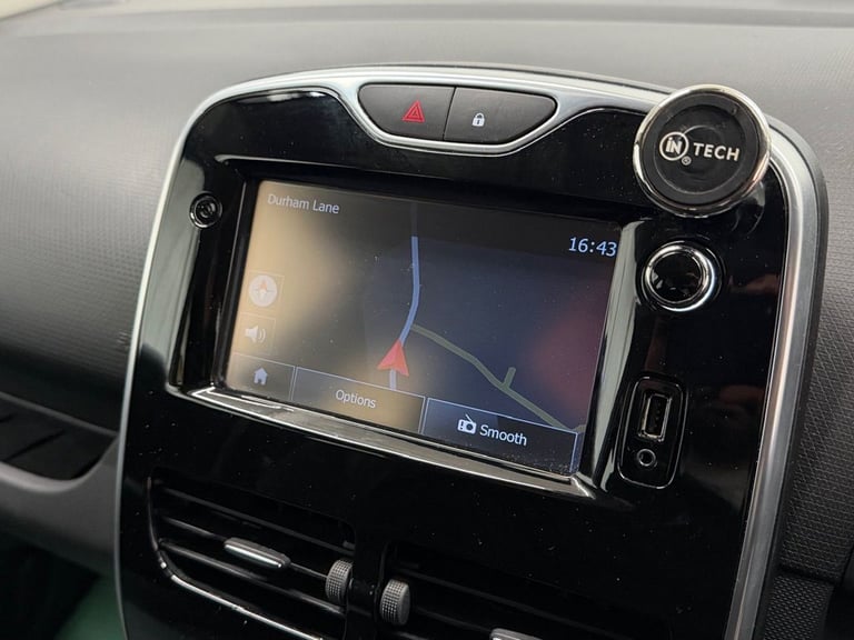 2015 Renault Clio 1.5 dCi Dynamique S Nav Hatchback 5dr Diesel Manual Euro 6 (s/s) (90 ps) Hatchb...