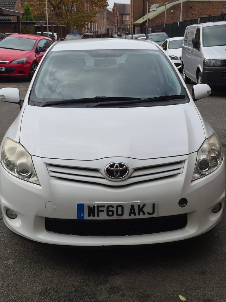 Toyota, AURIS, Hatchback, 2010, Manual, 1598 (cc), 5 doors