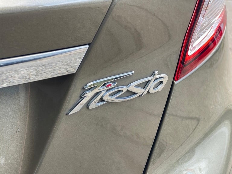 2013 Ford Fiesta 1.25 Zetec Euro 5 5dr Hatchback Petrol Manual
