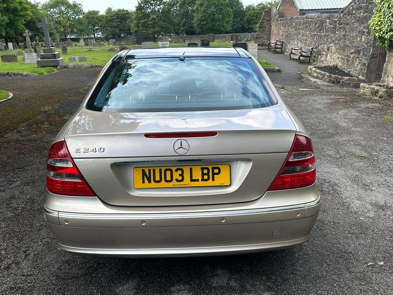 2003 Mercedes-Benz E-Class 2.6 E240 Avantgarde 4dr SALOON Petrol Automatic