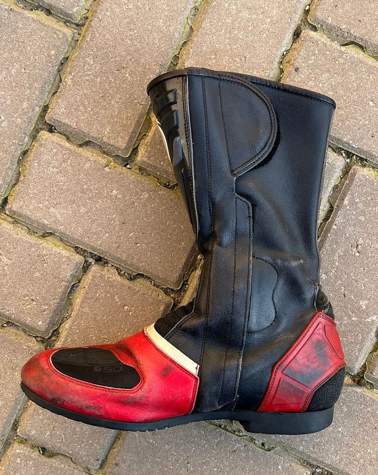 Sidi Motorcycle Boots (Road/Sports)