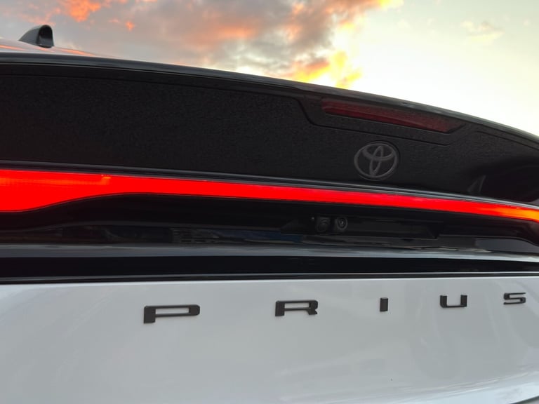 2023 TOYOTA PRIUS 2L Petrol Hybrid Electric Euro 6 Sunroof Leather 5 Seater 5dr