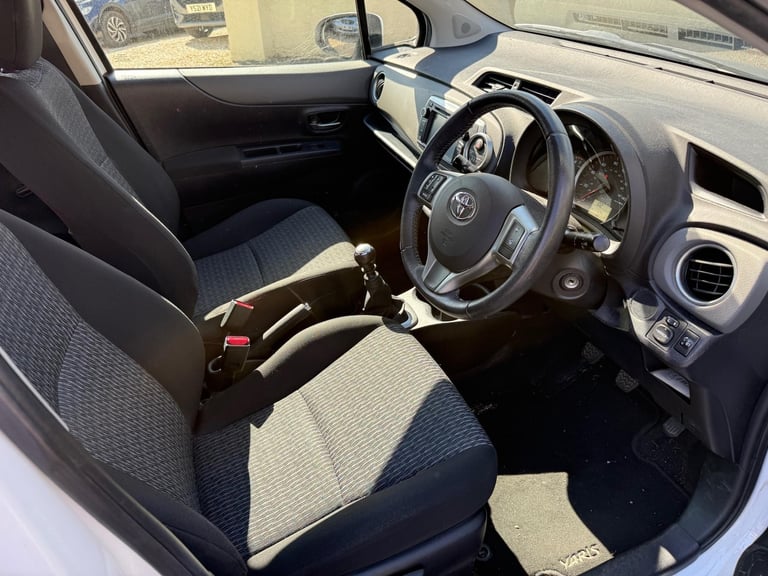 2013 Toyota Yaris 1.3VVT-I TR 5dr Hatchback Petrol Manual