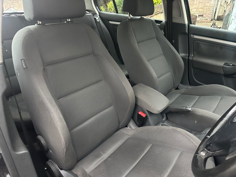 Volkswagen, GOLF, Hatchback, 2005, Semi-Auto, 1968 (cc), 5 doors