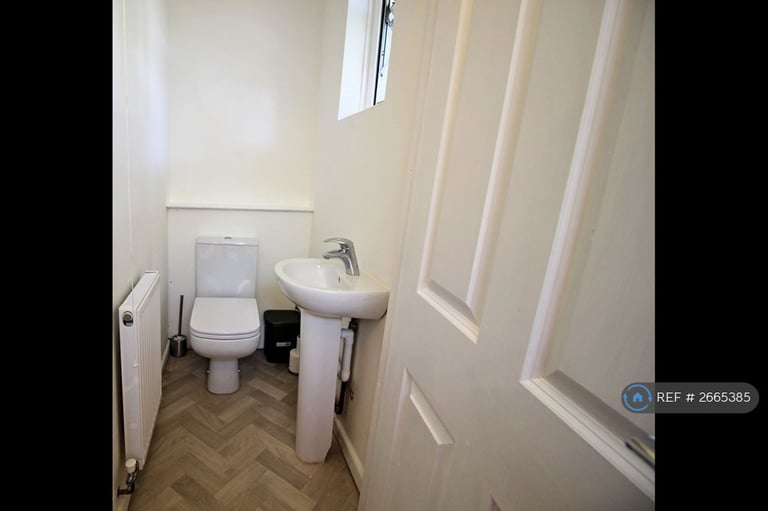 5 bedroom house in Rhyddings Terrace, Brynmill, Swansea, SA2 (5 bed) (#2665385)