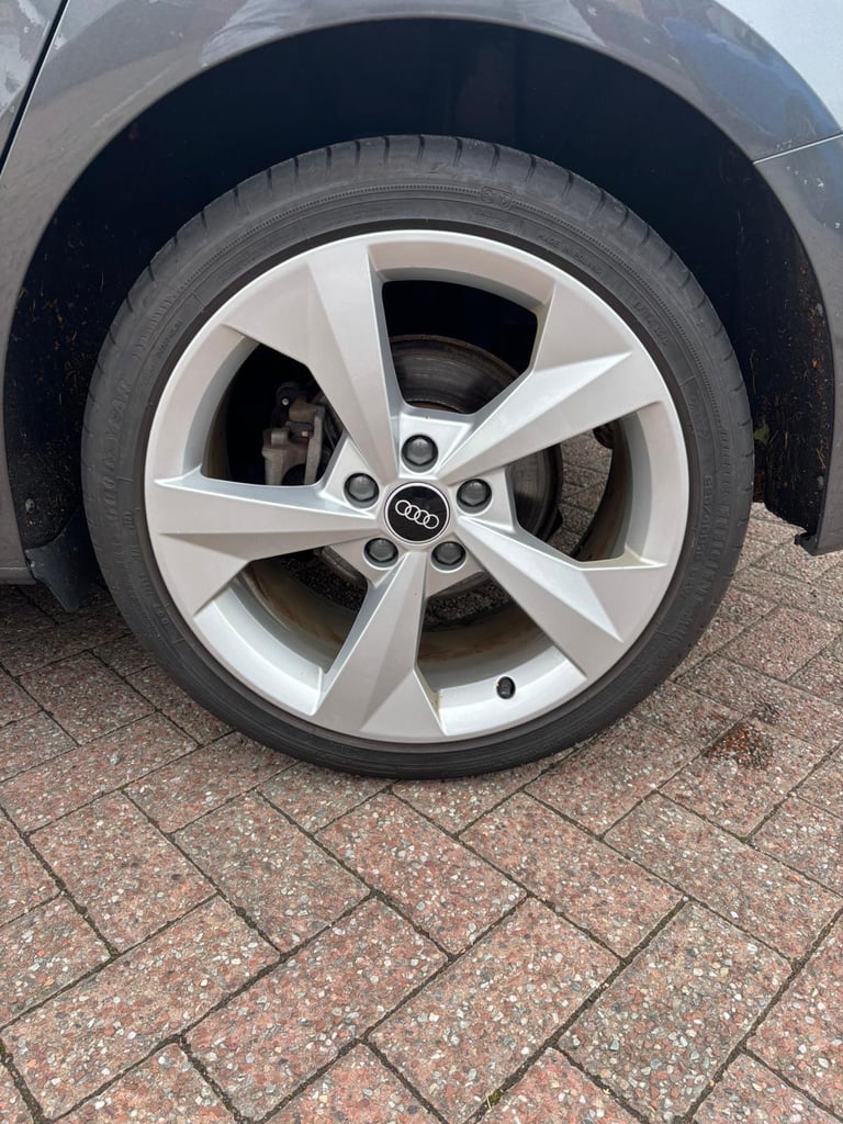 Audi, A3, Hatchback, 2020, Semi-Auto, 1395 (cc), 5 doors