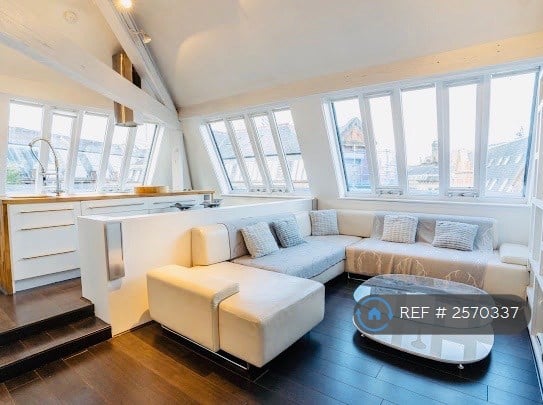 image for 2 bedroom flat in China House, Manchester, M1 (2 bed) (#2570337)