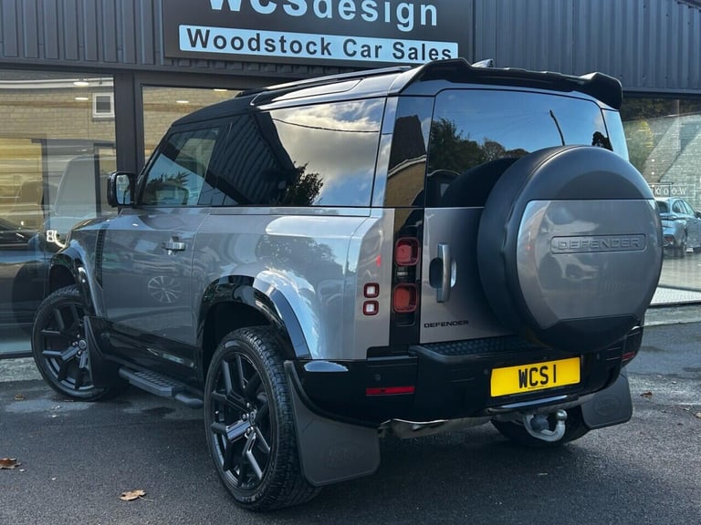 2023 Land Rover Defender 3.0 D250 Hard Top HSE Auto PANEL VAN DIESEL Automatic