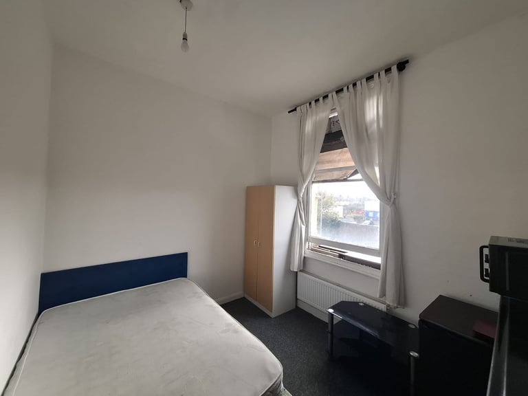 Double room in avonmouth 