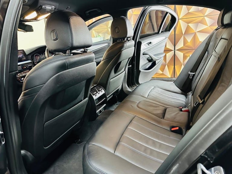 2019 BMW 5 Series 2.0 530e 9.2kWh M Sport Auto Euro 6 (s/s) 4dr SALOON Petrol/Electric Hybrid Aut...