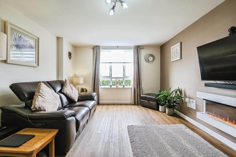 Stunning 4/5 bed house in Culloden West, Inverness