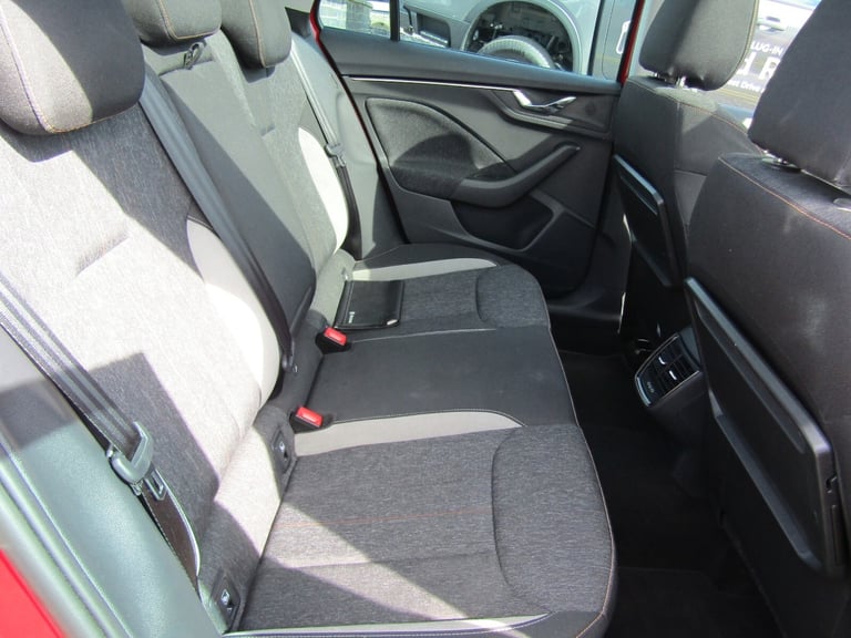 2021 Skoda Scala 1.6 TDI SE L 5dr - Glass Pan Roof / Sat Nav / 18'' Alloys and more! Hatchback Di...