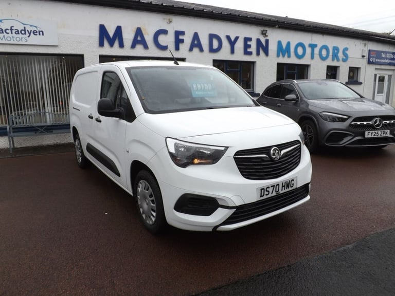 2020 Vauxhall Combo 1.5 Turbo D 2300 Sportive Panel Van 4dr Diesel Manual L2 H1 Euro 6 (s/s) (1 P...