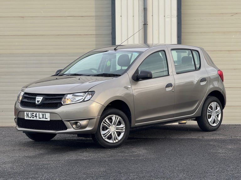 2014 Dacia Sandero Ambiance 1.2 Petrol Hatchback Manual - ONLY 35K MILES 