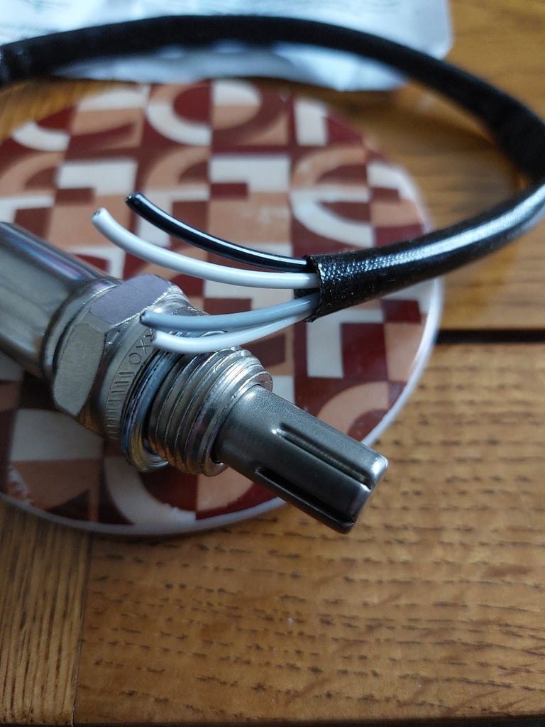X1 new oxygen sensor universal fit 4 wire