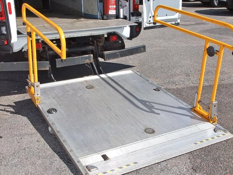 2014 "64" Iveco Daily 70C17 EEV, 7 tonne HGV Panel Van +TAIL LIFT, Digital Tacho