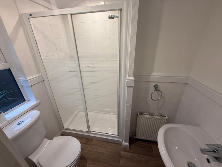 Wood Exterior 3 Bed Twin Lodge - DG, CH, Bath, Utility - Offsite / Private Land