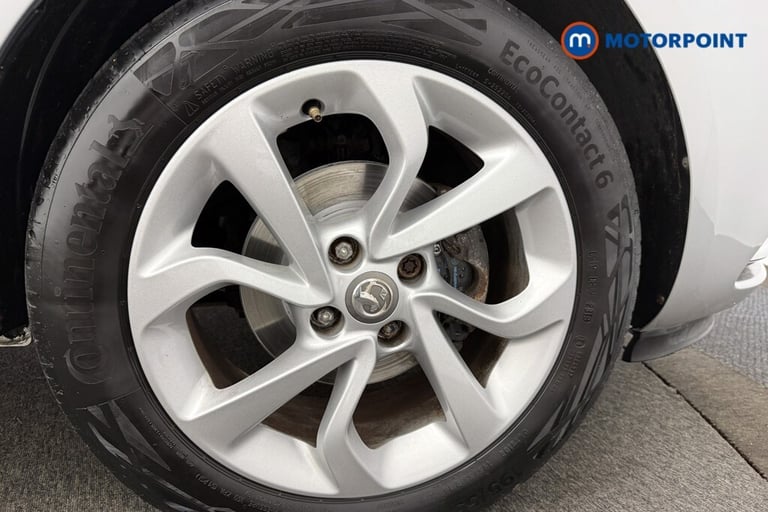 2019 Vauxhall Corsa 1.4 SRi Nav 5dr Hatchback Petrol Manual