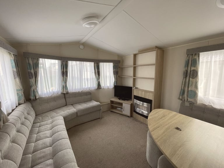 image for 2018 Willerby Rio Gold, 35' x 10', 3 bedroom, 8 berth static caravan - OFF SITE