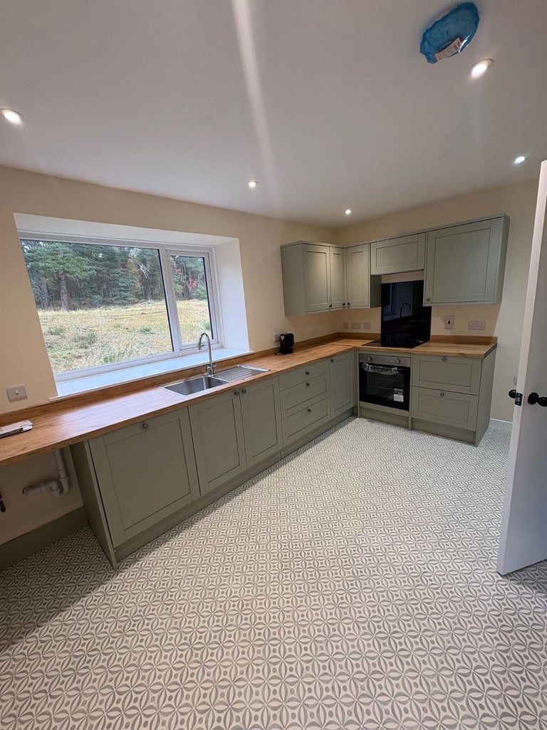 Recently renovated 2 Bedroom Cottage near Logie Coldstone, Dinnet, Aboyne. 