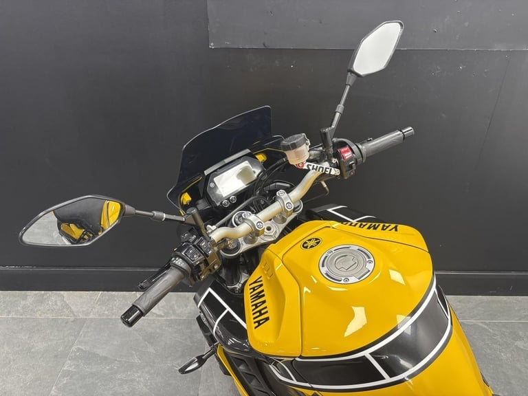 YAMAHA MT10