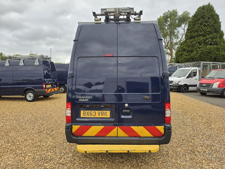 2013 Ford Transit 2.2 TDCi 350 Panel Van 5dr Diesel Manual FWD L2 H1 (209 g/km, 123 bhp) Panel Va...