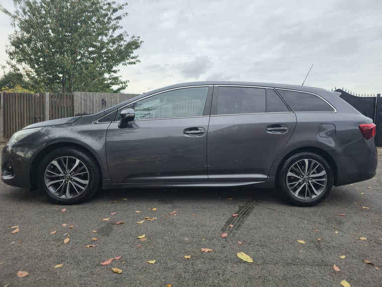 2015 Toyota Avensis 1.6D Business Edition Plus 5dr ESTATE DIESEL Manual